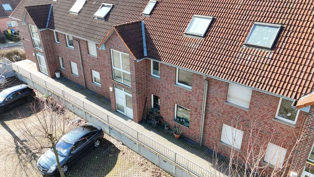 Immobilie in Hohe Börde - Gepflegte 2,5-Zimmer-Wohnung mit Badewanne & Balkon - In Irxleben - Bild 1