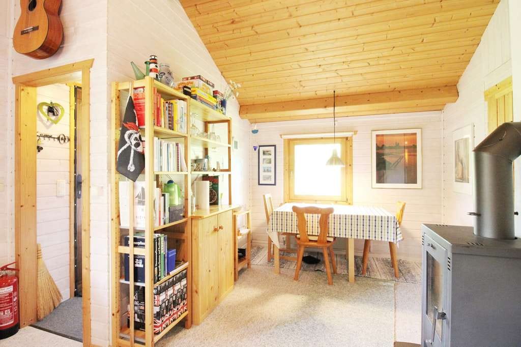 Immobilie in Lüdershagen - Charmantes Wochenendhaus mit sehr großem Grundstück!!! - Bild 4