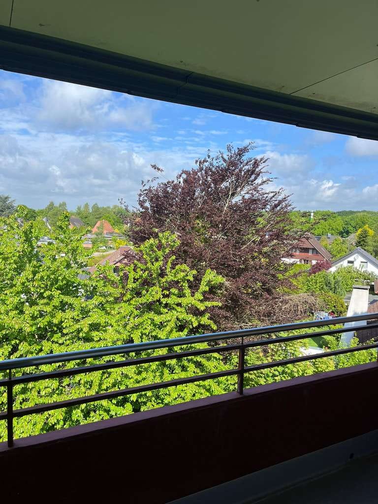 Immobilie in Heikendorf - WOHNEN ÜBER DEN DÄCHERN VON  HEIKENDORF Gepflegte 3-Zimmer-Eigentumswohnung mit Loggia und Weitblick - Bild 4