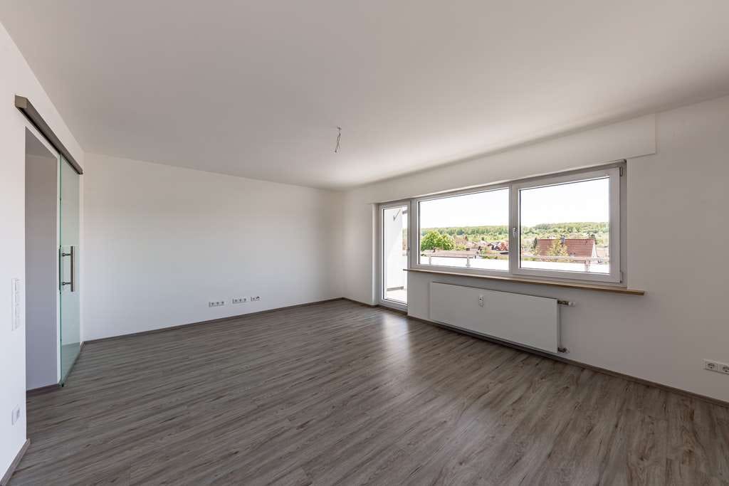 Immobilie in Notzingen - Helle & modernisierte 4-Zimmer-Wohnung mit Garten - Bild 1