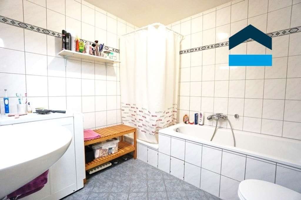 Immobilie in Rheinberg - Rheinberg-Budberg: Solide vermietete Dachgeschosswohnung mit Balkon! - Bild 4