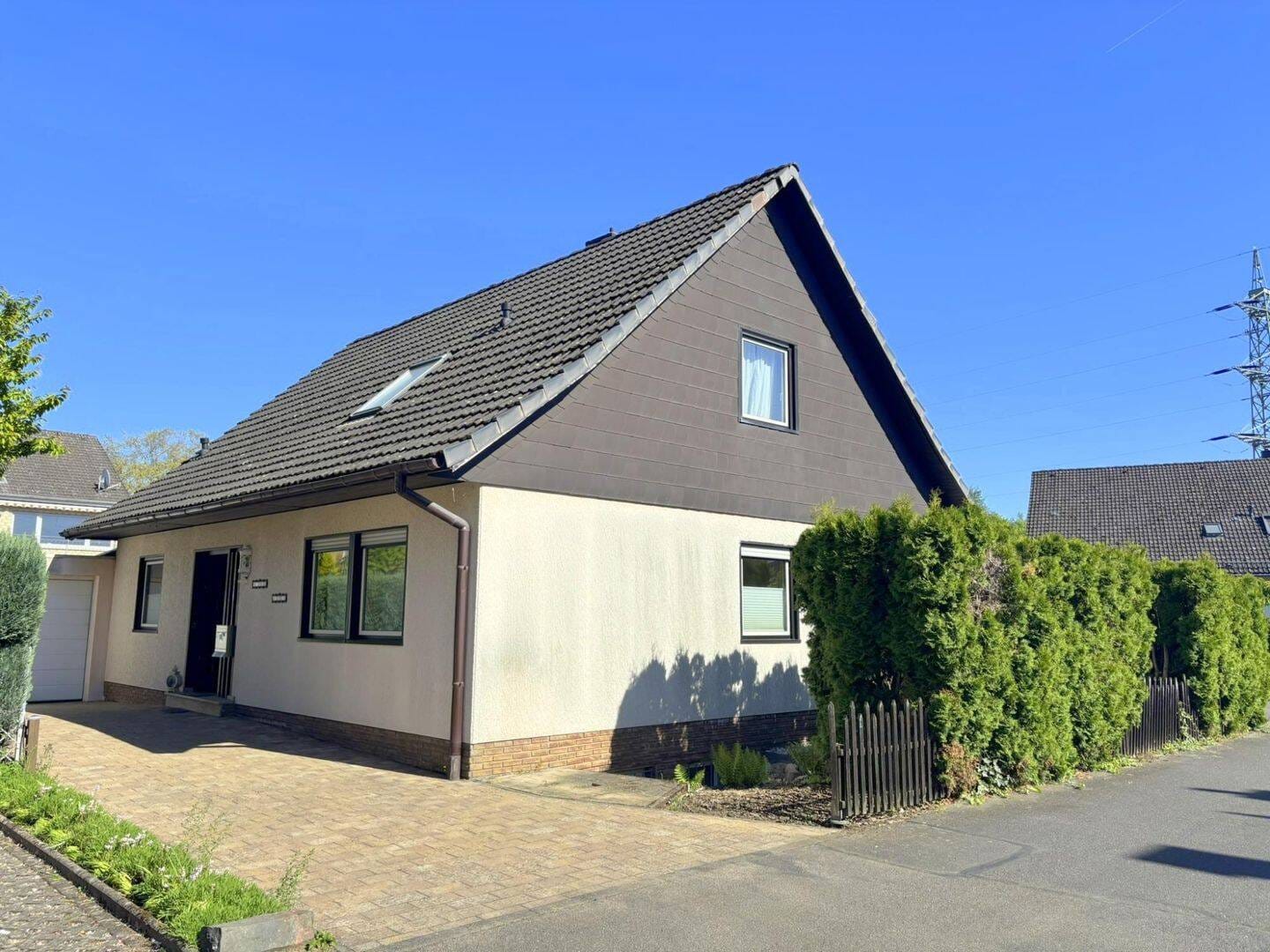 Immobilie in Bendorf - Sie möchten sofort einziehen? Sehr gepflegtes Einfamilienhaus mit Wintergarten und schönem Grundstück in ruhiger und ... - Bild 0