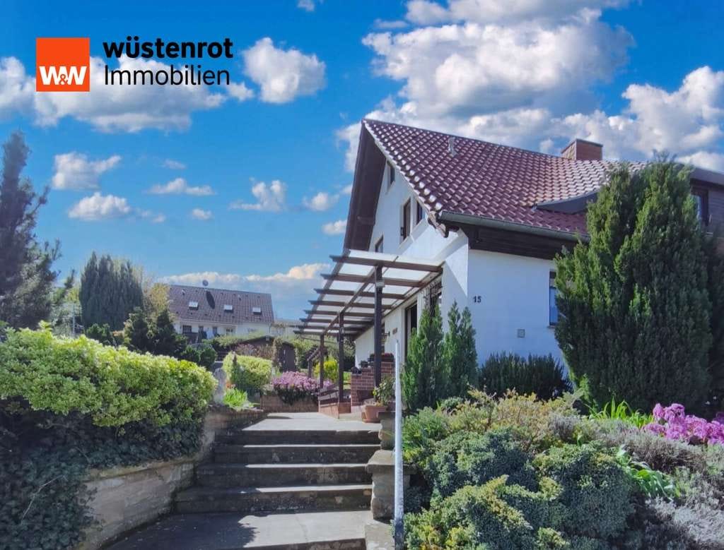 Immobilie in Dorsheim - #Wunderschönes Zweifamilienhaus mit grosser überdachter Terrasse, grossem Keller und fein angelegtem - Bild 4