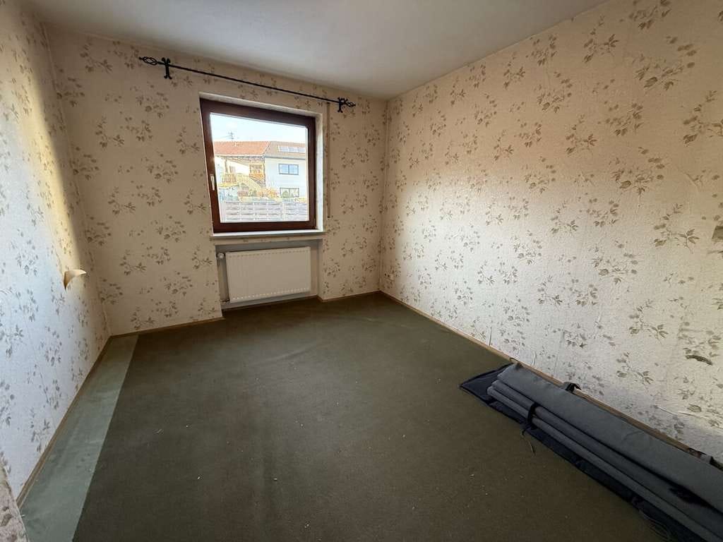 Immobilie in Holzgünz - Wohnhaus mit Garten, Balkonen und vielseitiger Nutzung - Bild 5