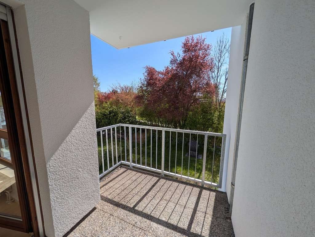 Immobilie in Pleidelsheim - Provisionsfrei: Sofort bezugsfrei! Helle 3,5-Zi-ETW (78 m²) mit Balkon + TG-Einzelstellplatz (1. OG) - Bild 3