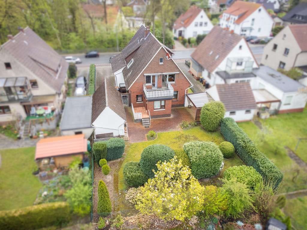Immobilie in Diepholz - Familienfreundliches Ein- bis Zweifamilienhaus für die große Familie - Bild 0
