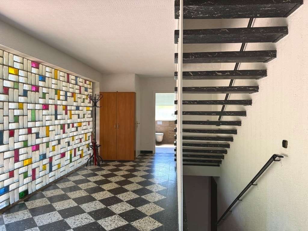 Immobilie in Grafenau - Großzügiges Einfamilienhaus mit Einliegerwohnung in ruhiger Bestlage von Grafenau (Kapellenberg) - Bild 3