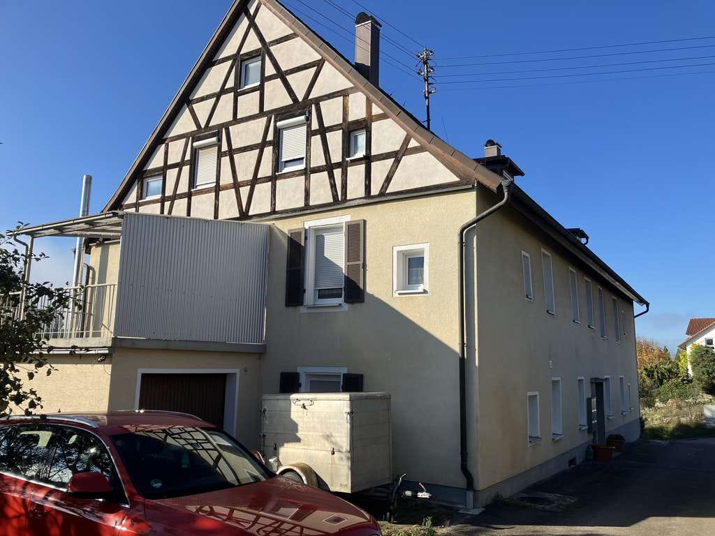 Immobilie in Abtsgmünd - 6-Familienhaus mit vielfältigen Erweiterungsmöglichkeiten - Bild 0