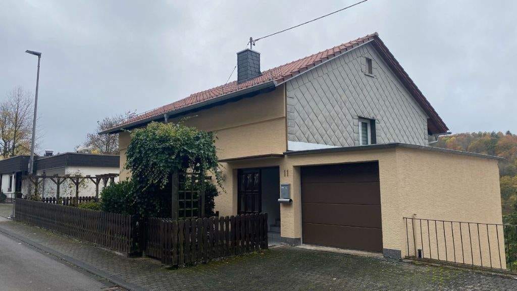 Immobilie in Herrstein - Einfamilienhaus mit Einliegerwohnung - Bild 0