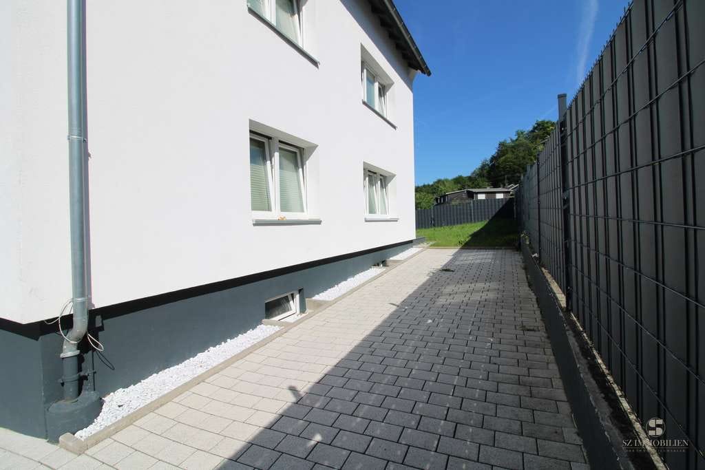 Immobilie in Dornburg - Attraktive Kapitalanlage: Saniertes 3-Familienhaus vermietet an den Landkreis Limburg-Weilburg! - Bild 4