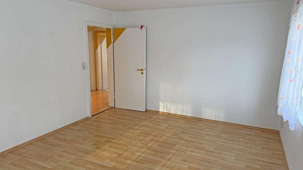 Immobilie in St. Blasien - 3-Zimmer-Eigentumswohnung mit Garage in zentraler Lage von St. Blasien - Bild 2
