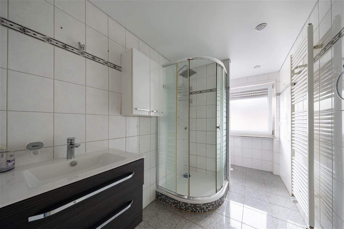 Immobilie in Heusweiler - Wunderschöne Maisonette Wohnung und eigener Garten - Oase - Bild 2