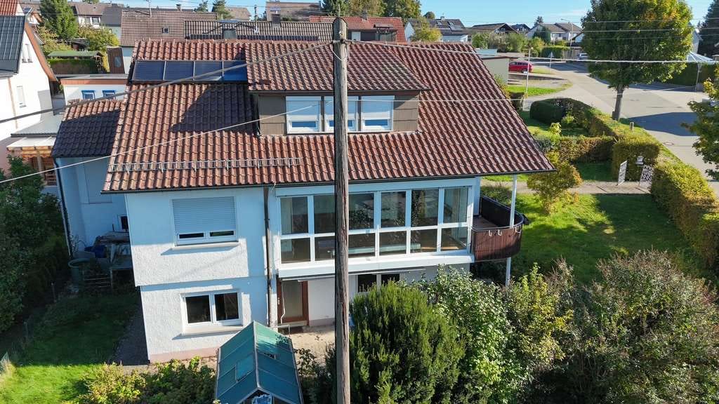 Immobilie in Sulz am Neckar - Einfamilienhaus mit unverbaubarem Südblick in Sulz-Schillerhöhe - Bild 2
