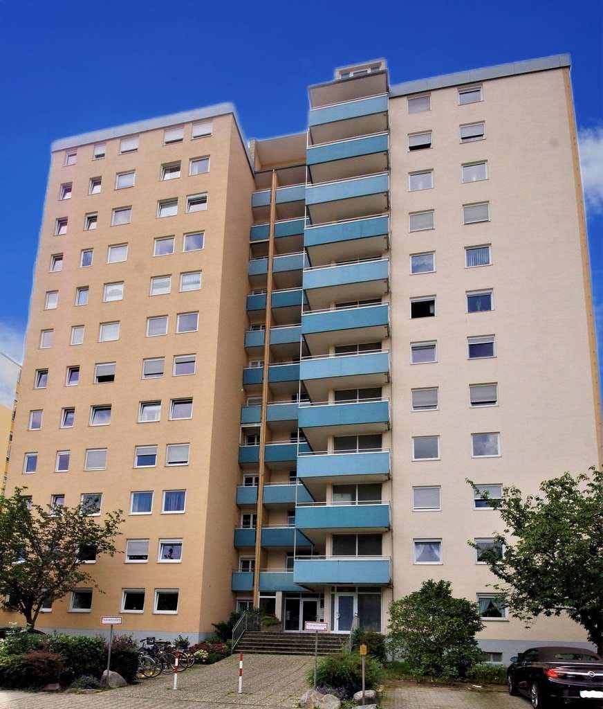 Immobilie in Heppenheim - Großzügige 3 Zimmerwohnung in Stadtrandlage von Heppenheim - Bild 1