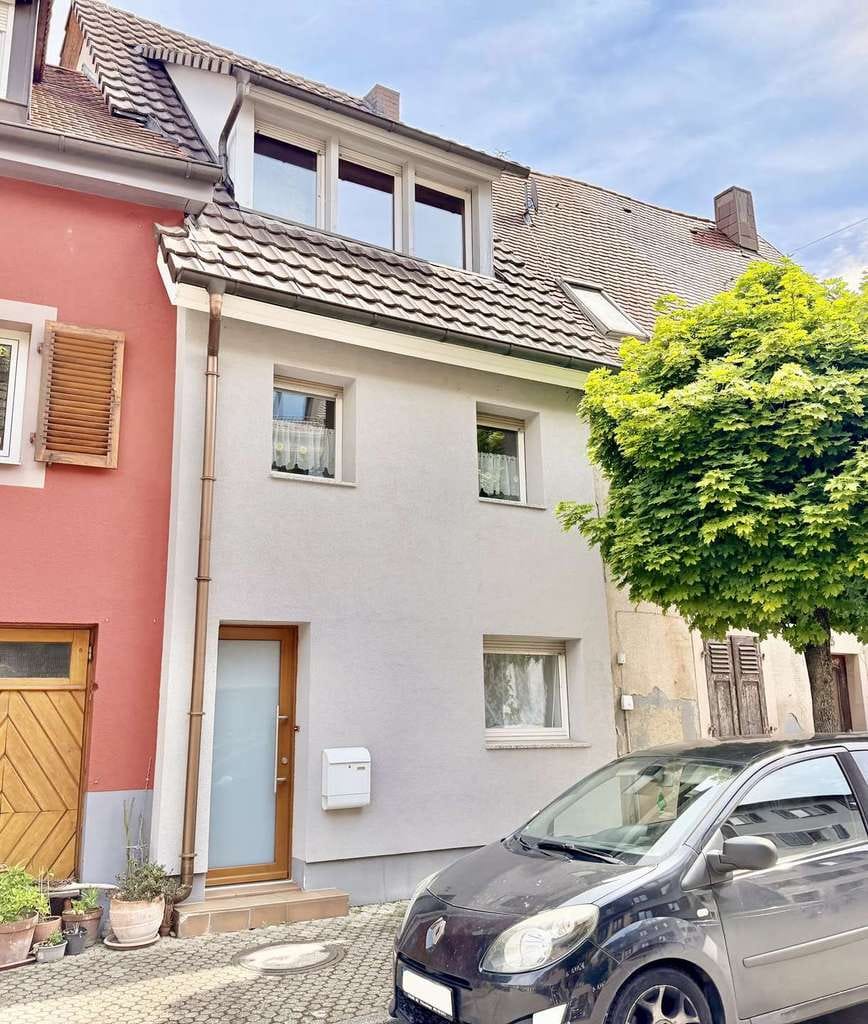 Immobilie in Kenzingen - Gemütliches Reihenmittelhaus in der schönen Altstadt von Kenzingen - Bild 0