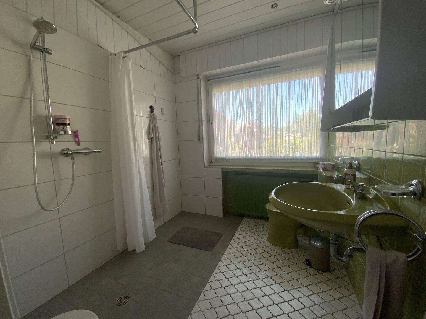 Immobilie in Schöppingen - Ihr neues Zuhause: Großzügiges Ein-/Zweifamilienhaus mit Perspektive! - Bild 2