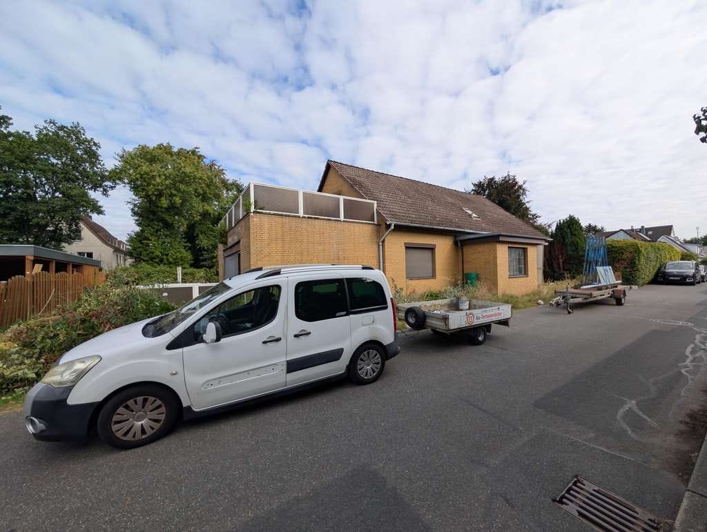 Immobilie in Büchen - Zweifamilienhaus in ruhiger aber zentraler Lage von Büchen! - Bild 0