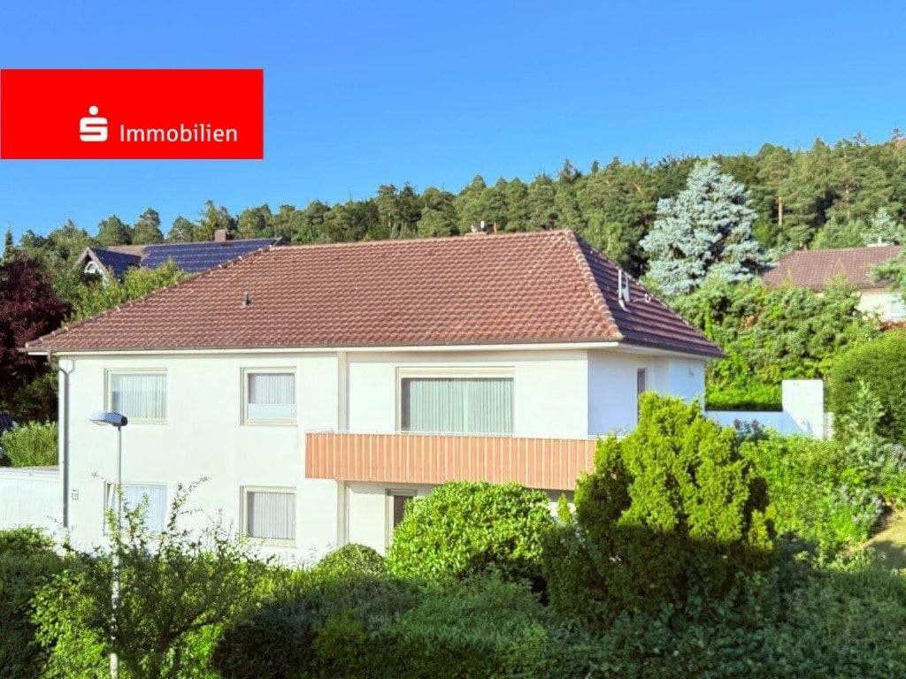 Immobilie in Melsungen - Seltene Gelegenheit: Einfamilienhaus mit Einliegerwohnung - Baugrundstück (Preis auf Anfrage) - Bild 0