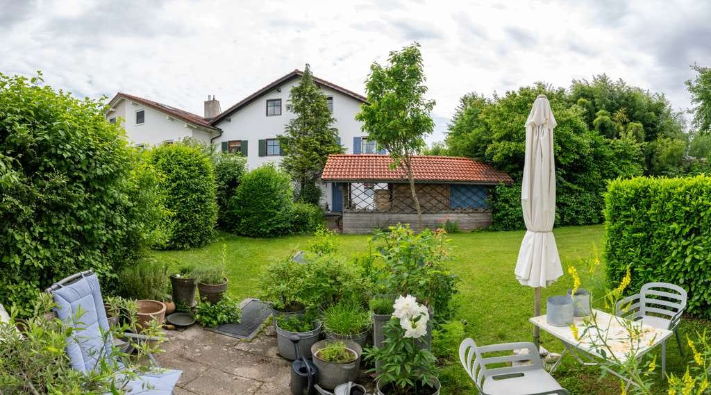 Immobilie in Prien am Chiemsee - Sichern und Vorfreuen: Attraktive EG-Wohnung mit Südterrasse zur späteren Eigennutzung - Bild 0