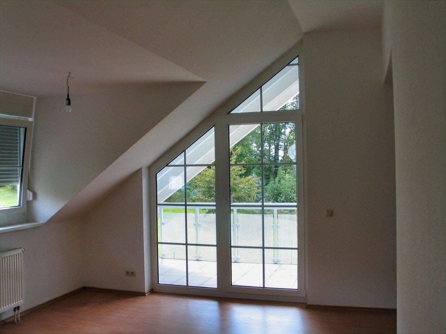 Immobilie in Zell im Fichtelgebirge - Absolute Gewinnchance: Etagenwohnung mit Profitpotenzial - Bild 1