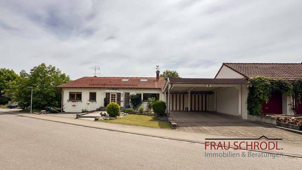 Immobilie in Eigeltingen - Großzügiges Zweifamilienhaus mit Wintergarten, PV-Anlage und vielseitigen Nutzungsmöglichkeiten in Eigeltingen - Bild 4