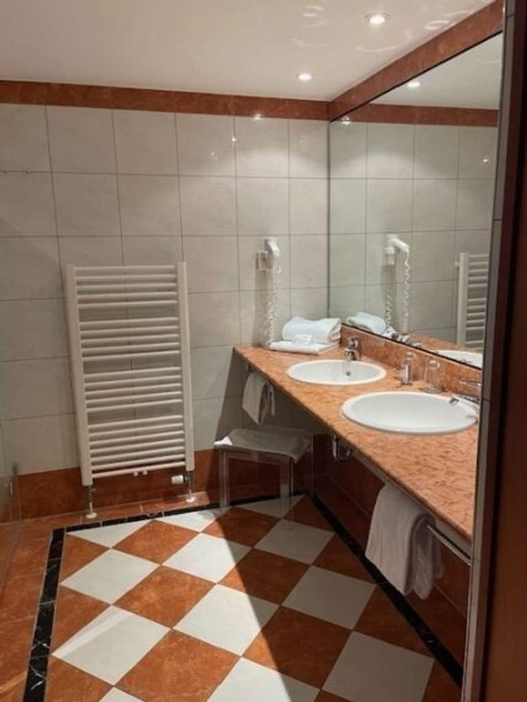 Immobilie in Rotthalmünster - Renditeobjekt: Zwei gepflgte Zimmer als Appartements im Golfclub Rotthalmünster zur Kapitalanlage - Bild 2