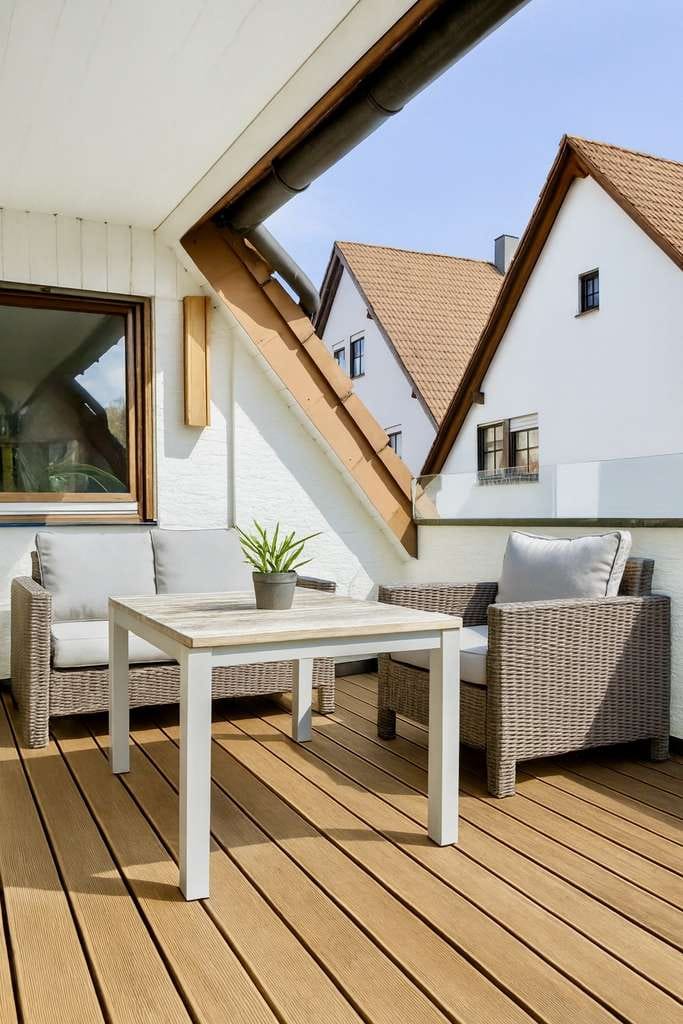 Immobilie in Weissach im Tal - 147 qm · exklusive 5-Zi.-Maisonette · sonnige Dachloggia · Carport mit Wallbox - Bild 4