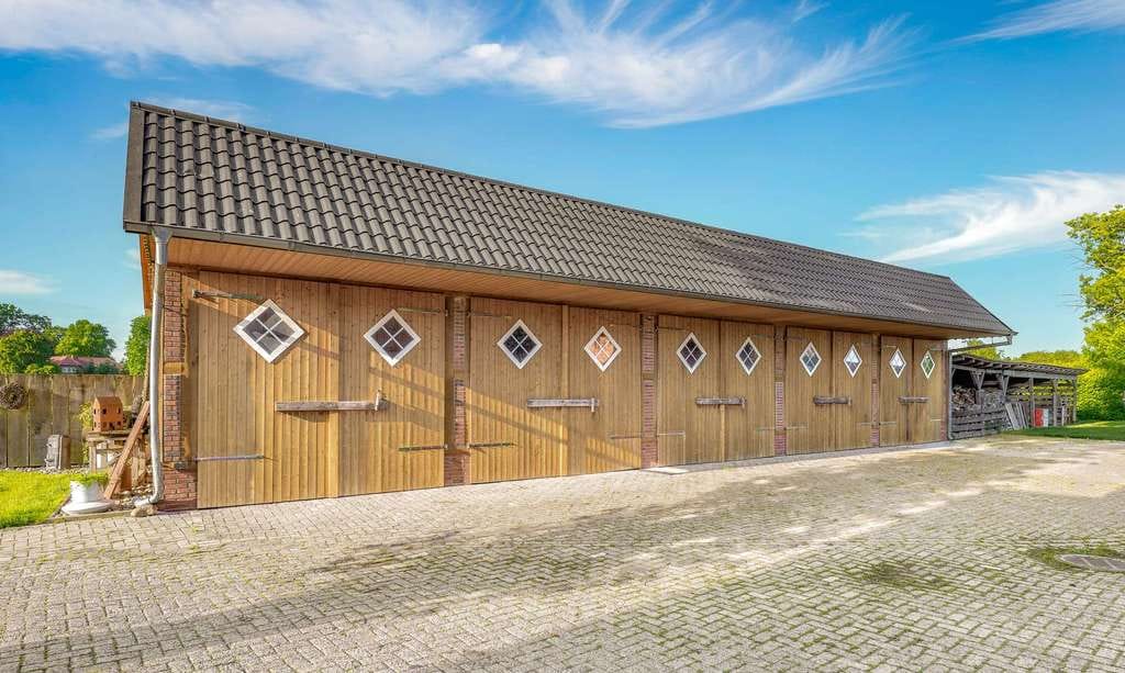 Immobilie in Visbek - Historisches Hofanwesen mit modernisiertem Wohnhaus, Nebengebäuden und weitläufigem Grundstück - Bild 4