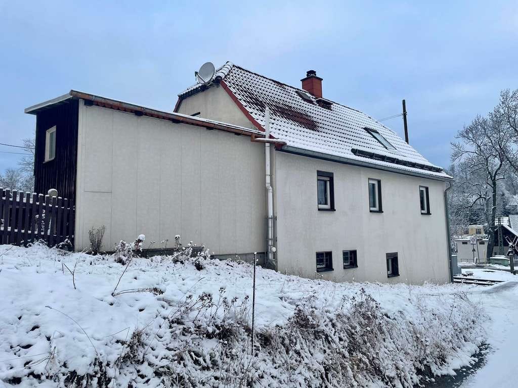 Immobilie in Raschau-Markersbach - Saniertes Einfamilienhaus mit kleinem Grundstück - Bild 3