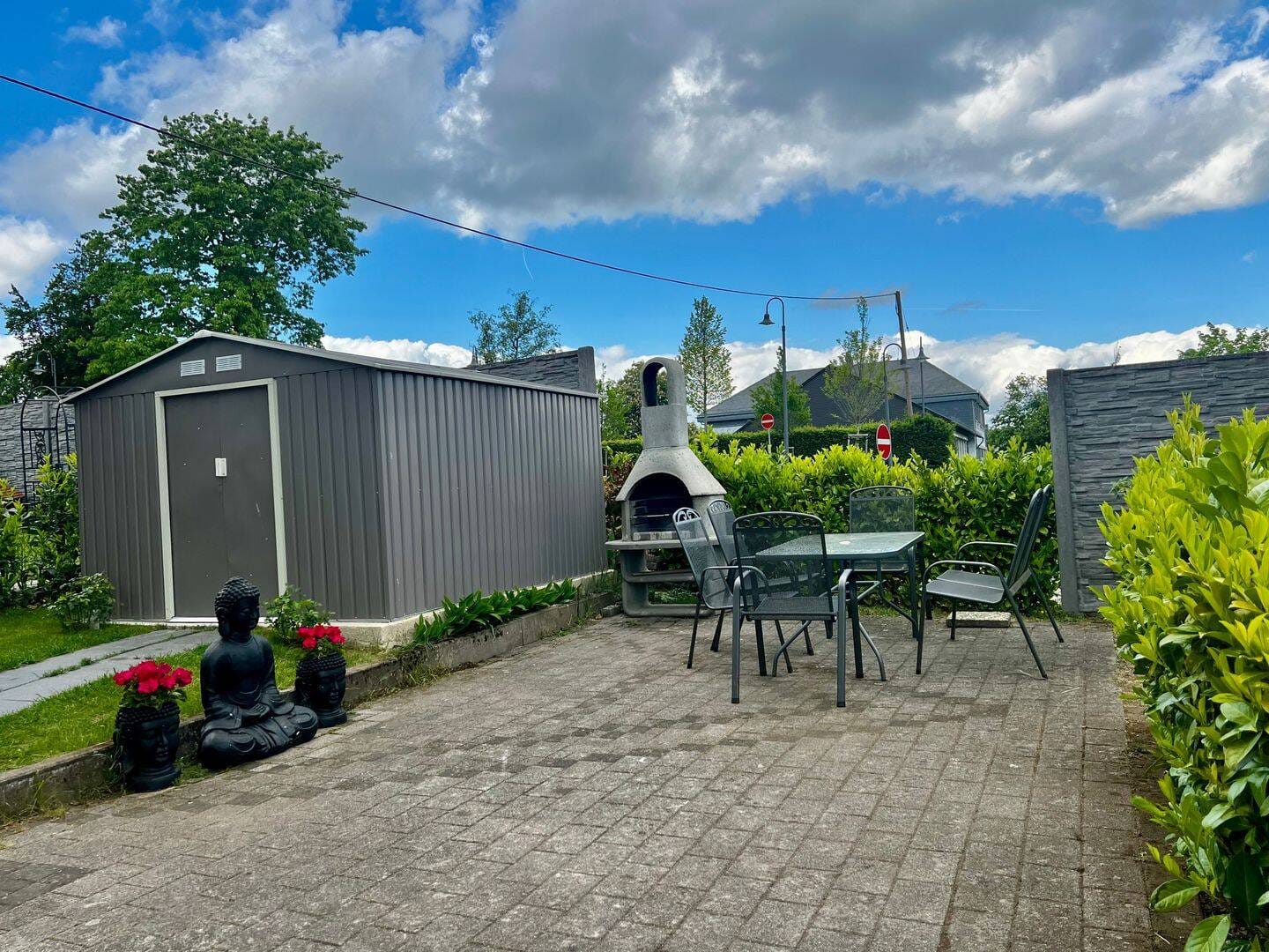 Immobilie in Arzfeld - Großzügiges Einfamilienhaus mit fünf Schlafzimmern, lichtdurchflutetem Wohnambiente und gepflegtem Garten – ideal für Familien - Bild 3