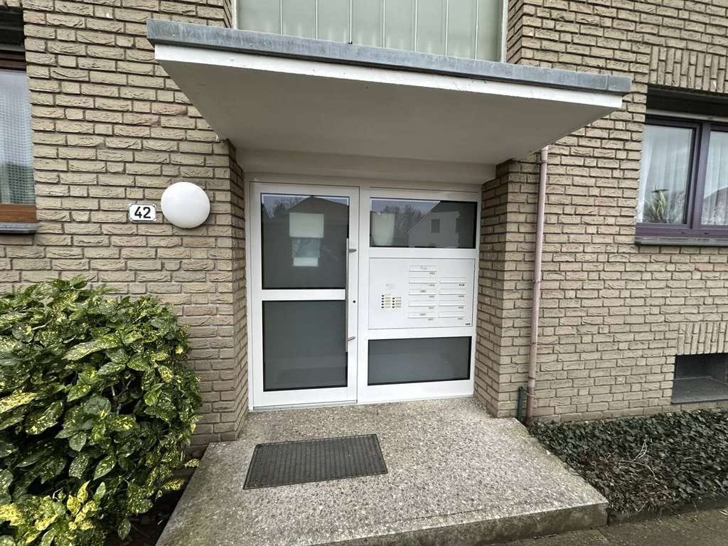 Immobilie in Verl - Neu renovierte 2-Zimmer-Wohnung mit Balkon, Kellerraum und PKW-Stellplatz in Verl zu verkaufen - Bild 4