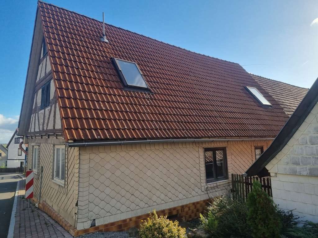 Immobilie in Kaltennordheim - Sanierungsbedürftiges Wohnhaus mit Anbau sowie Scheune - Bild 3