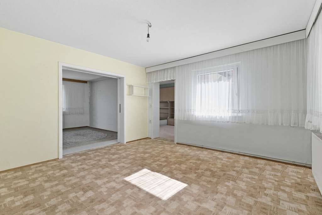 Immobilie in Niederau - Einfamilienhaus / Doppelhaushälfte mit großem Grundstück in idyllischer Lage von Weinböhla! - Bild 3