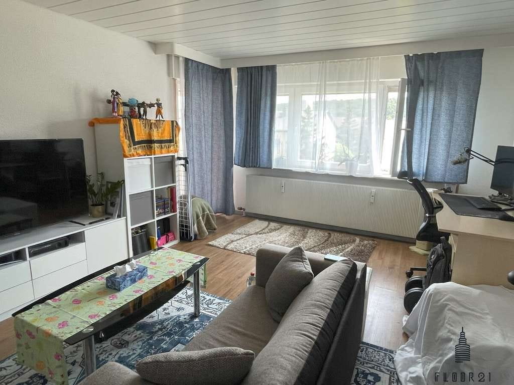 Immobilie in Gerlingen - Renditeobjekt mit 4,5% in Gerlingen +++ 2 Zi.- Wohnung mit EBK, Balkon und PKW- Stpl. +++ - Bild 2