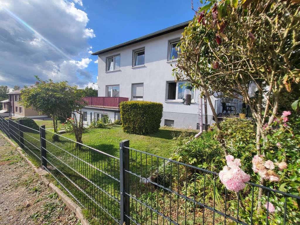 Immobilie in Zweibrücken - Ansprechend modernisiertes Dreifamilienhaus (Erbbaurecht) - Bild 2