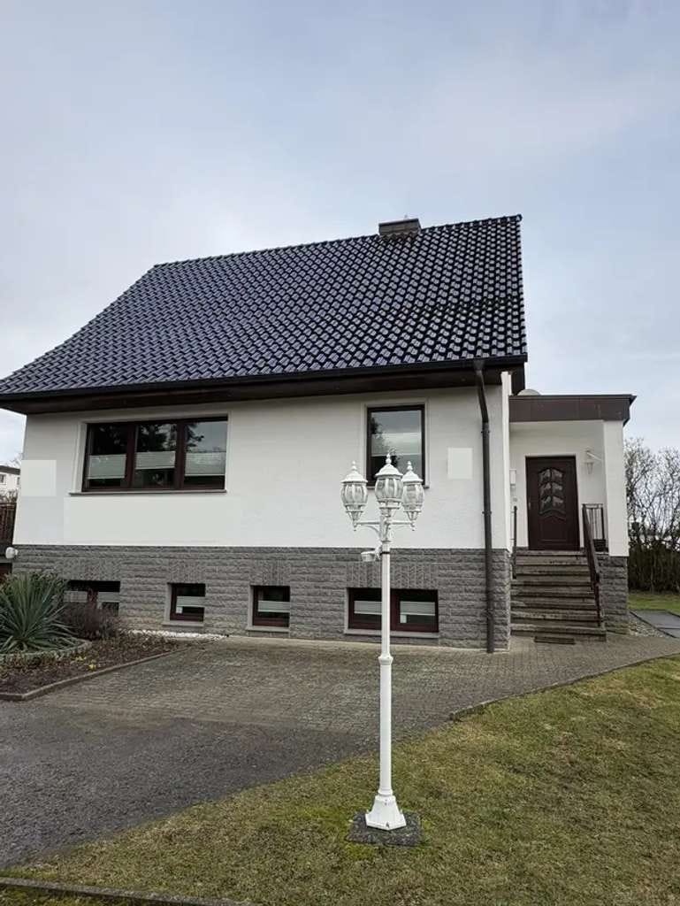 Immobilie in Gägelow - Wohnhaus mit weitläufigem Grundstück in begehrter Lage zu verkaufen! - Bild 1