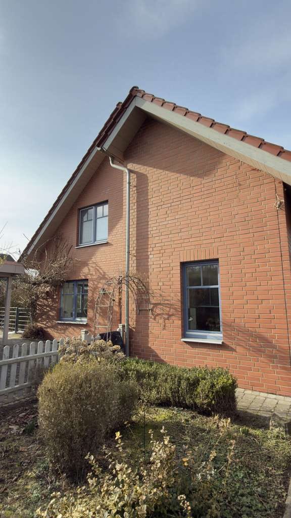 Immobilie in Lauenförde - Leben im Grünen: Liebevoll gepflegtes EFH mit neuer Wärmepumpe & PV (2024) &  großem Naturgrundstück - Bild 3