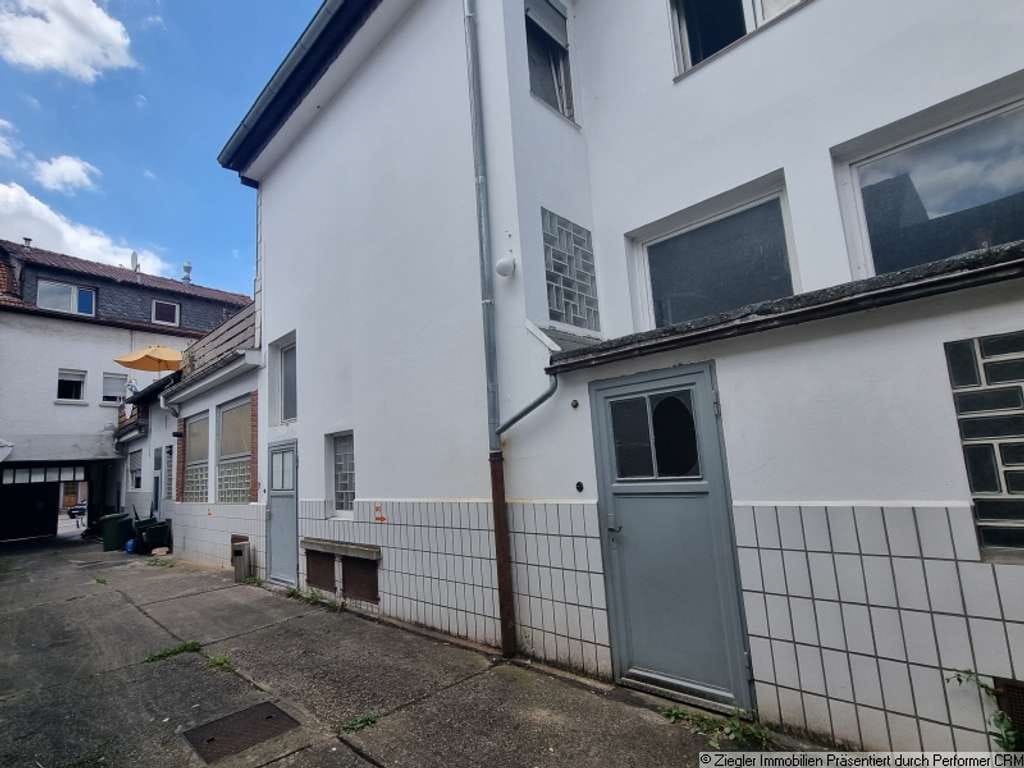 Immobilie in Edingen-Neckarhausen - Haus mit 4 WE, Scheune u. 1-Fam.-Haus in Neckarlage, OT Edingen - 60003985 - Bild 1