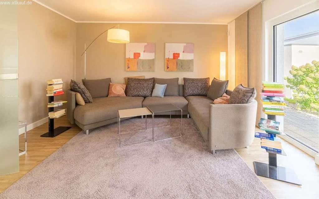 Immobilie in Haundorf - Innovatives Mehrgenerationenwohnen - Flexibilität trifft auf modernes Design - Bild 2