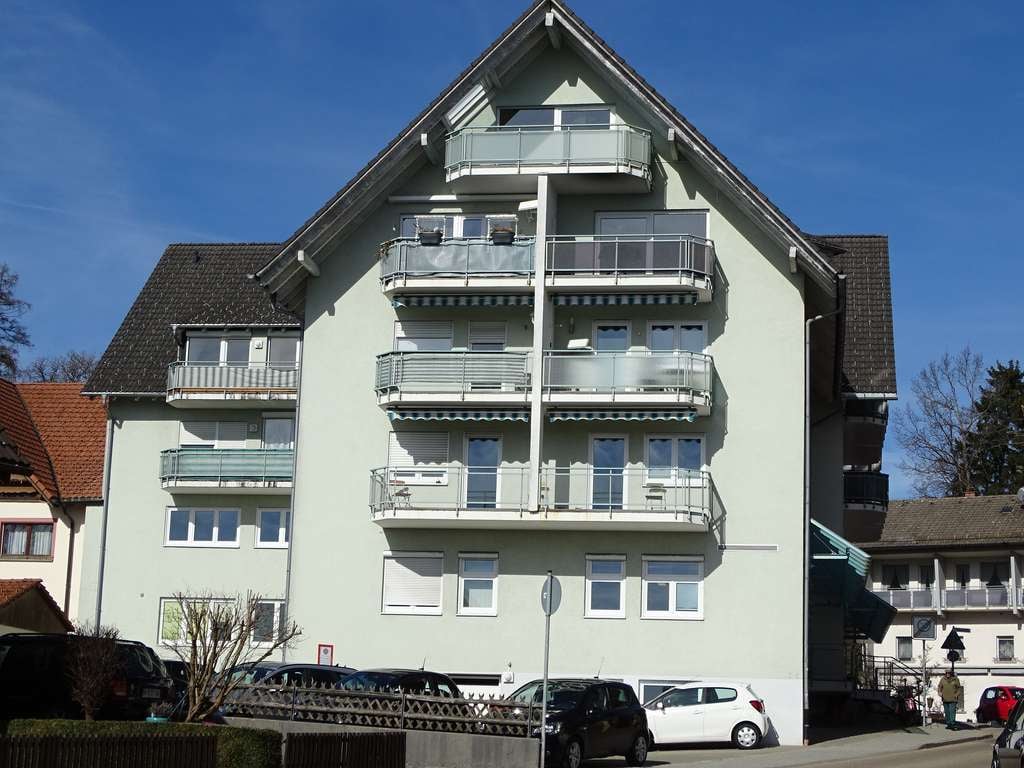 Immobilie in Bonndorf im Schwarzwald - ! Wohnung ! Vier-Zimmer-Eigentumswohnung mit Galerie in Bonndorf-Stadt - Bild 0