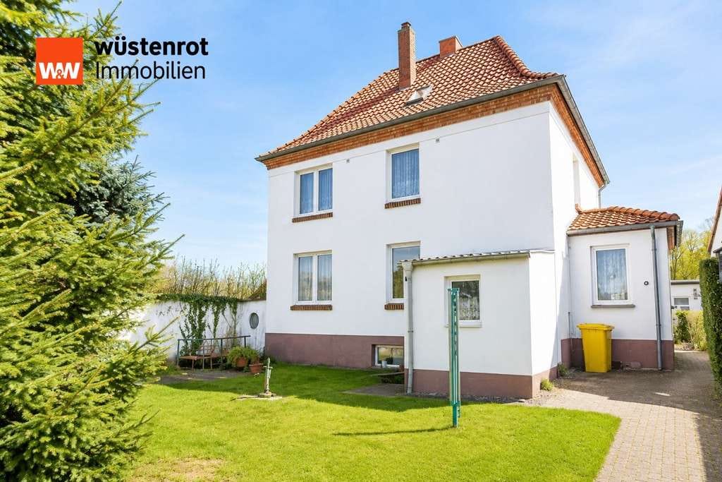 Immobilie in Neubukow - Familienhaus nahe Kühlungsborn & Salzhaff – 130 m² Wohnfläche, großer Garten, sofort verfügbar - Bild 1
