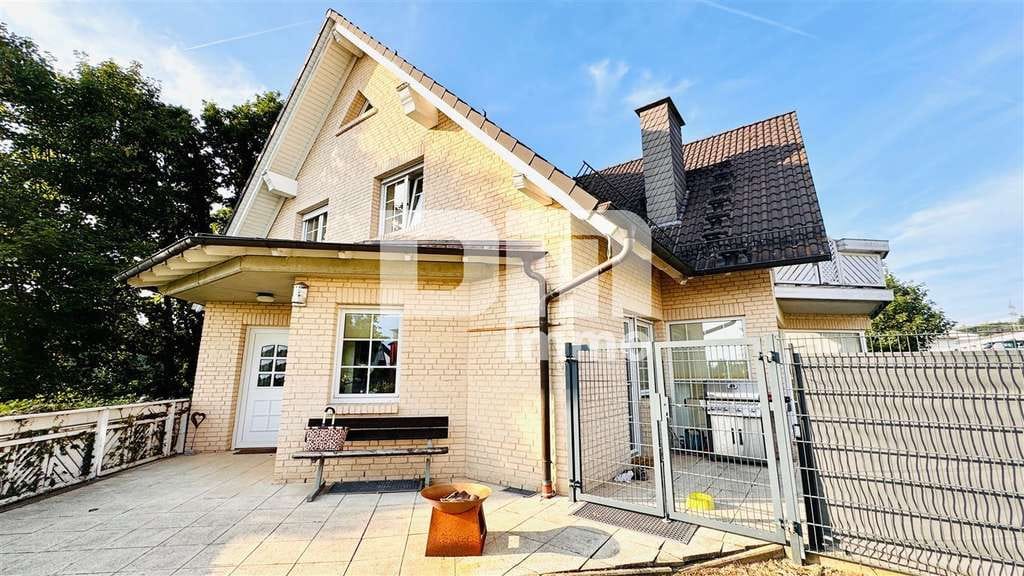 Immobilie in Niestetal - Hochklassiges Einfamilienhaus mit Einliegerwohnung  in Bestlage auf großem Traumgrundstück - Bild 0
