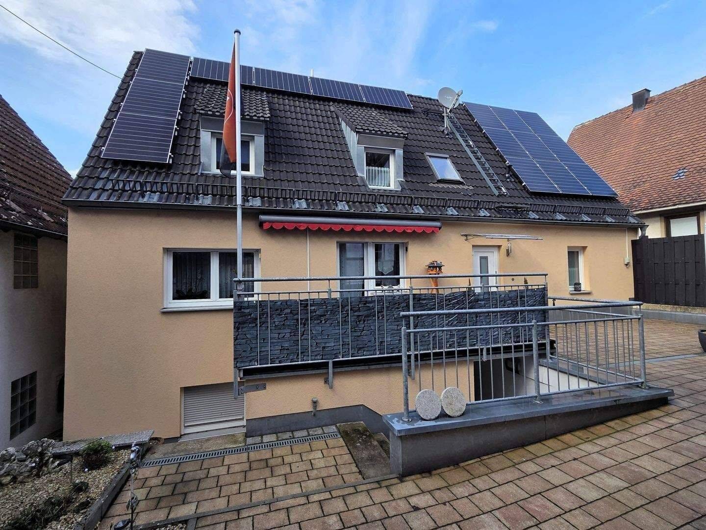 Immobilie in Pommelsbrunn - Ländlicher Wohntraum mit 2 Wohneinheiten  - Bild 0
