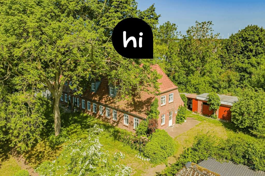 Immobilie in Stedesand - Historisches Flair trifft liebevollen Wohnkomfort – Charmante Erdgeschosswohnung im Alten Pastorat - Bild 0