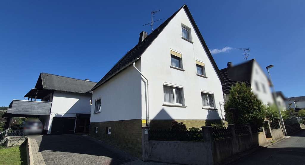 Immobilie in Weilburg - Einfamilienhaus in toller Lage mit schönem großen Gartenhaus - Bild 0