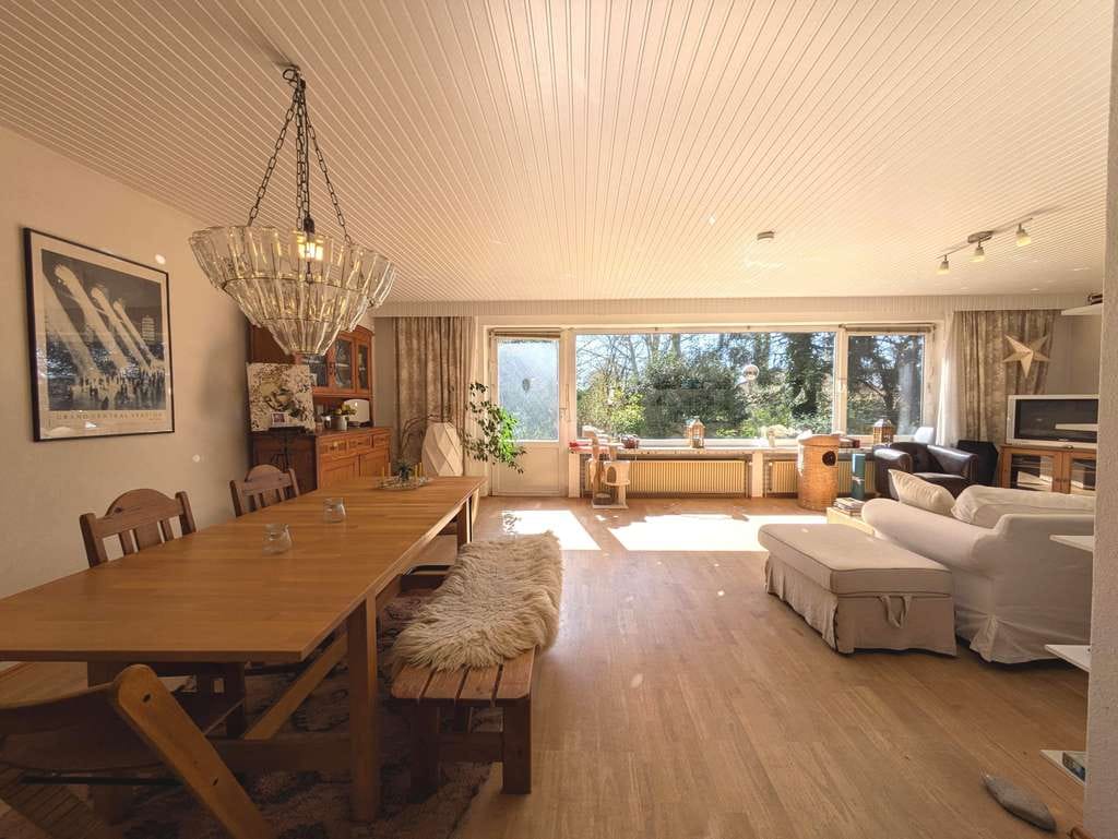 Immobilie in Sauensiek - Schick mit Knick!
Großes Einfamilienhaus mit Vollkeller auf fast 2000 m² im Grünen - Bild 3