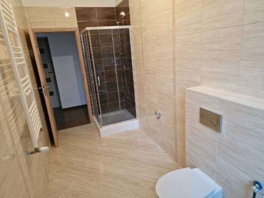 Immobilie in Frankfurt (Oder) - Erstbezug nach Sanierung: großzügige 3-Zimmer-Wohnung mit Stellplatz - Bild 5