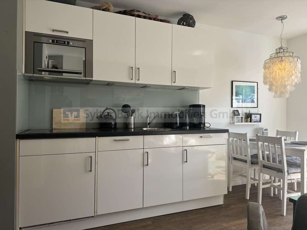 Immobilie in Wenningstedt-Braderup (Sylt) - Stilvolle 3 Raum Wohnung in Wenningstedt – mit Terrasse, Sauna und Inselgefühl - Bild 2