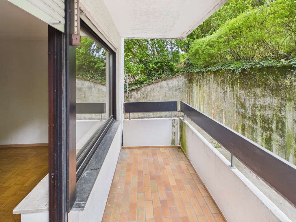 Immobilie in Stuttgart - Etagenwohnung mit Balkon & Garage - Bild 2