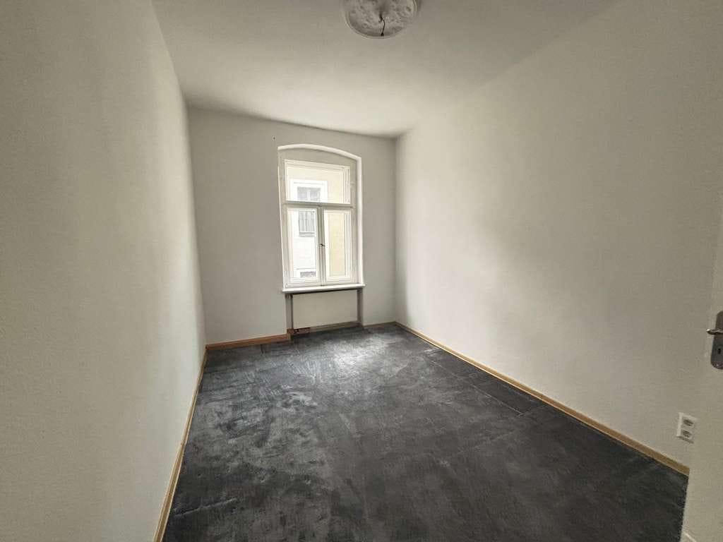 Immobilie in Bertsdorf-Hörnitz - Sonnige, zentrale 4-Raum-Altstadtwohnung mit Echtholzdielen! Provisionsfrei! - Bild 4